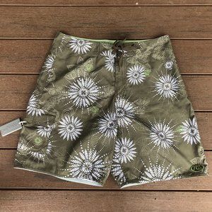 Quicksilver Edition - Board Shorts - 34